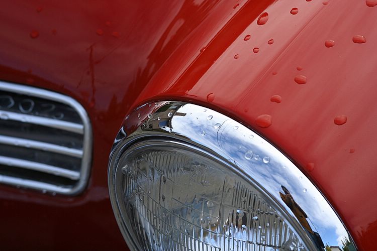 headlight chrome reflection