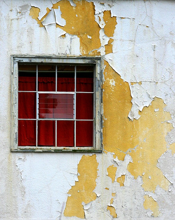 red window