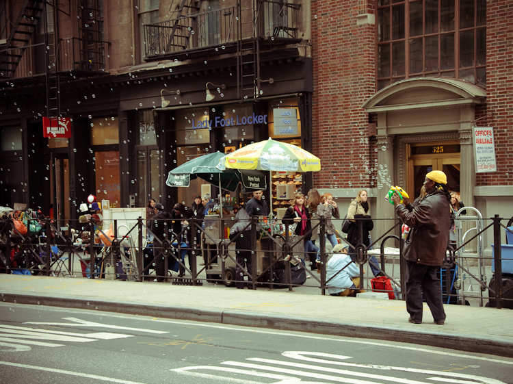 nyc bubble man
